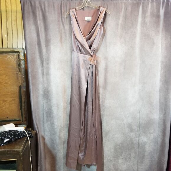 Jenny Packham Sleeveless Stretch Wrap Dress with Sash French Truffle size US6 - Picture 2 of 11